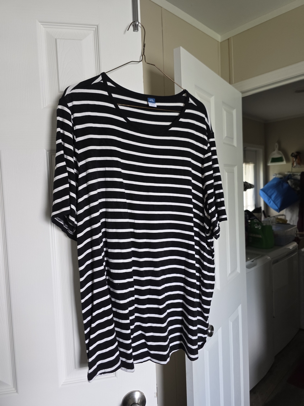 Black & White Striped Short Sleeve Tee